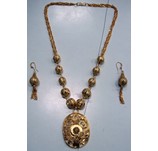 GOLD FILLED LAYER BEAD NECKLACE WITH ZARI PENDANT
