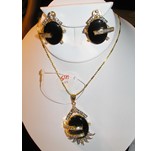 ONYX STUDDED SET