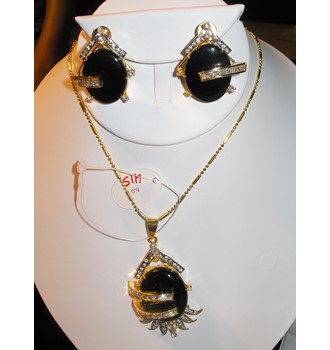 ONYX STUDDED SET