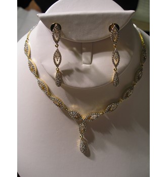 TWO TONE AMPLE DROP STUDDED
