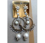 WHITE PEAR EARRING