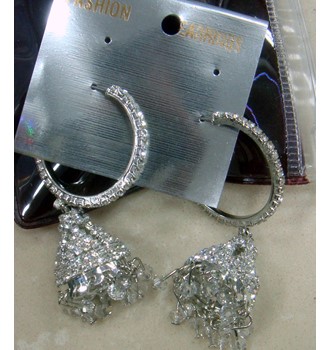 CHANDELIER HOOPS EARRING DSN 1158